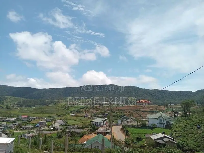 View point land for sale Nuwara Eliya City
