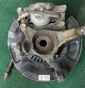TOYOTA AQUA NHP-10 FRONT WHEEL HUB WITH BRAKE CALIPER