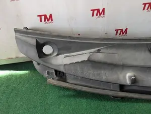 TOYOTA VITZ KSP-90 WIPER PANEL