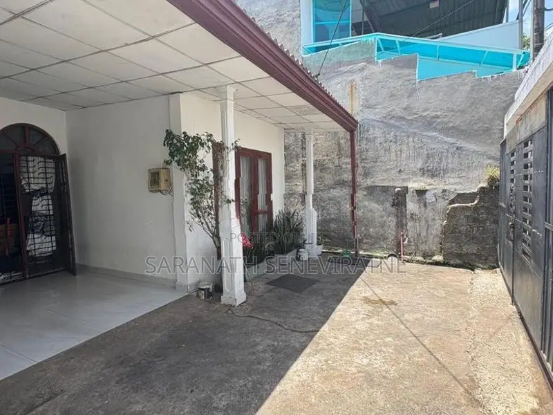 House for Sale in Wattala - Nandana Mawatha 6.9 Perches
