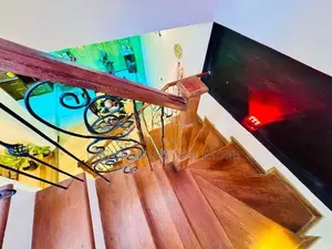 Spacious 6-Bedroom House with Stunning Rooftop – Greendale Koswatta