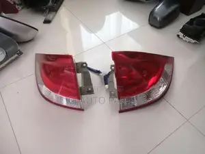 Honda Insight ZE2 Tail Lights