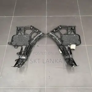 Mercedes Benz GLE GLE300D AMG 2020 rear bumper brackets
