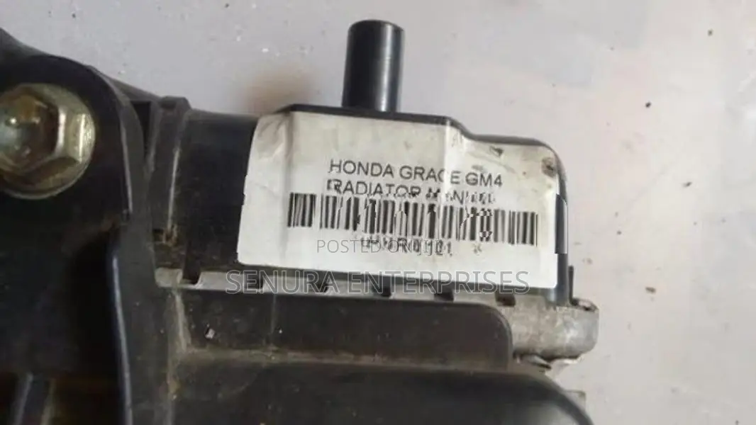 Honda Grace GM4 Radiator