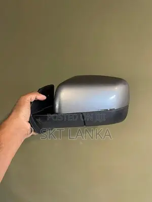 Land Rover Discovery 4 HSE 2013 Passenger Side Mirror - Grey