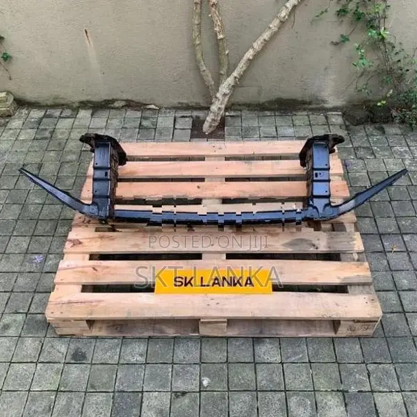 Genuine Mercedes Benz GLE GLE300D AMG 2020 front bumper carrier bar