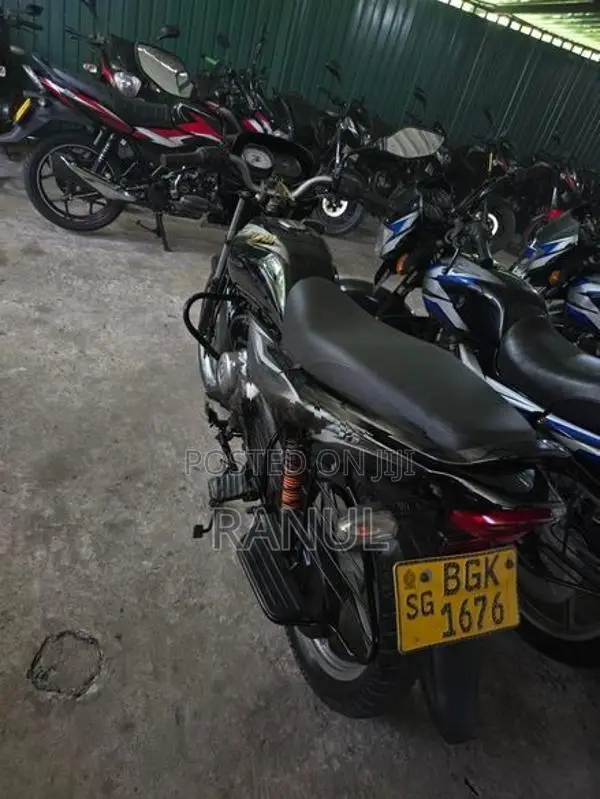 Bajaj Platina 2018