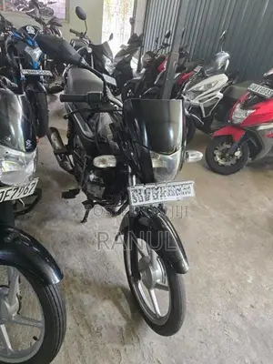 Bajaj Platina 2018