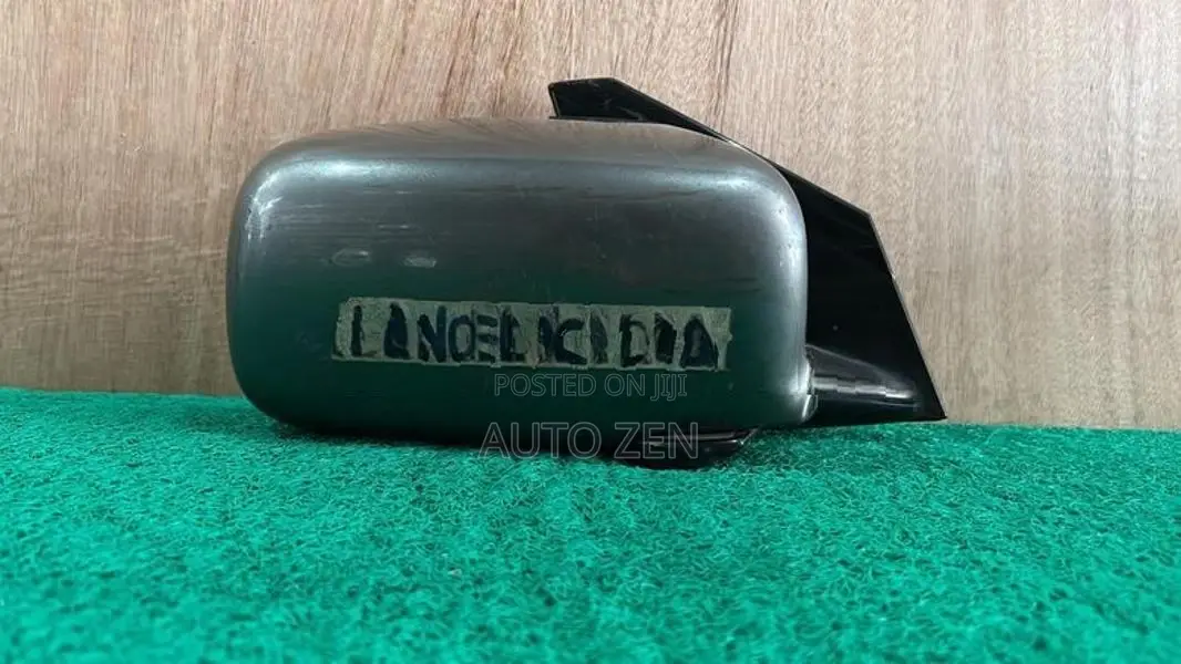 LANCER CEDIA SIDE MIRROR
