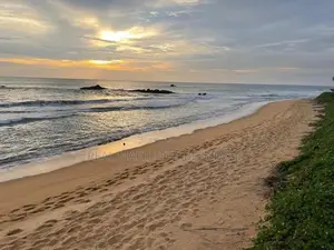 Mount Lavinia : 45 perches Land for sale near beach