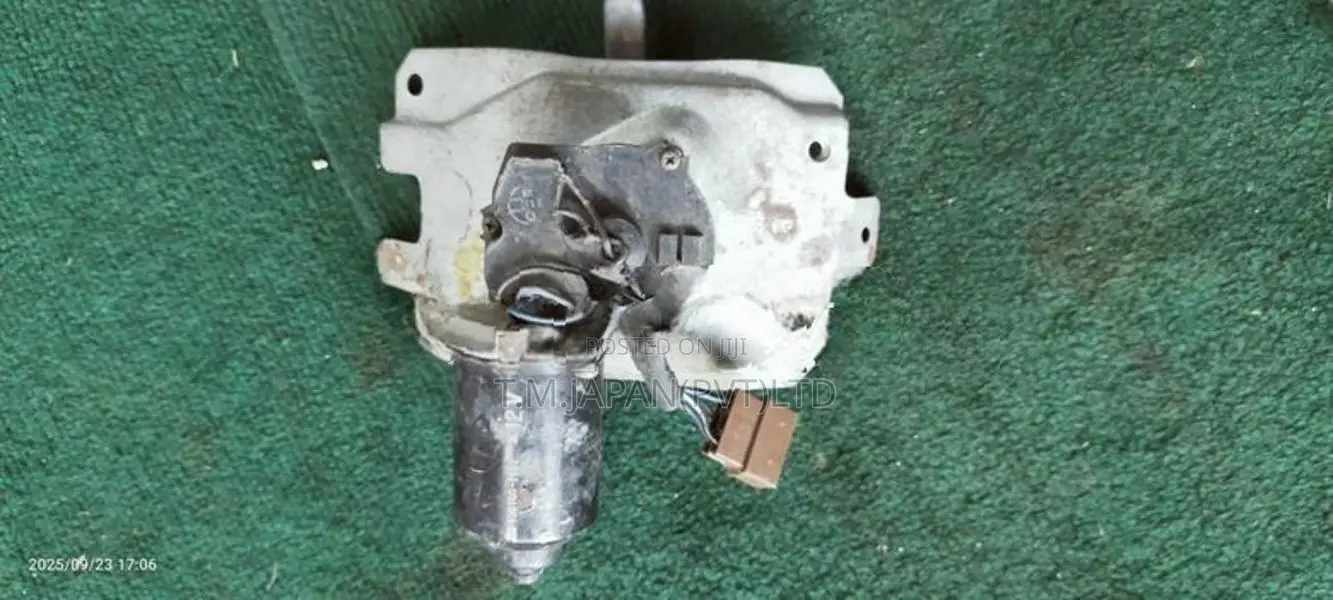 MITSUBISHI CANTER WIPER MOTOR AND LINKAGE UNIT