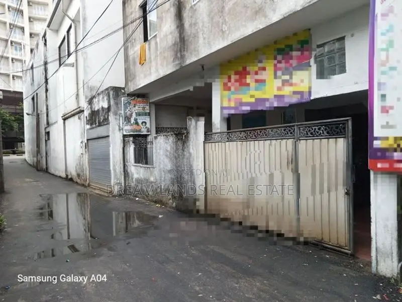COMMERCIAL BUILDING FOR RENT IN COLOMBO 08(SP838)