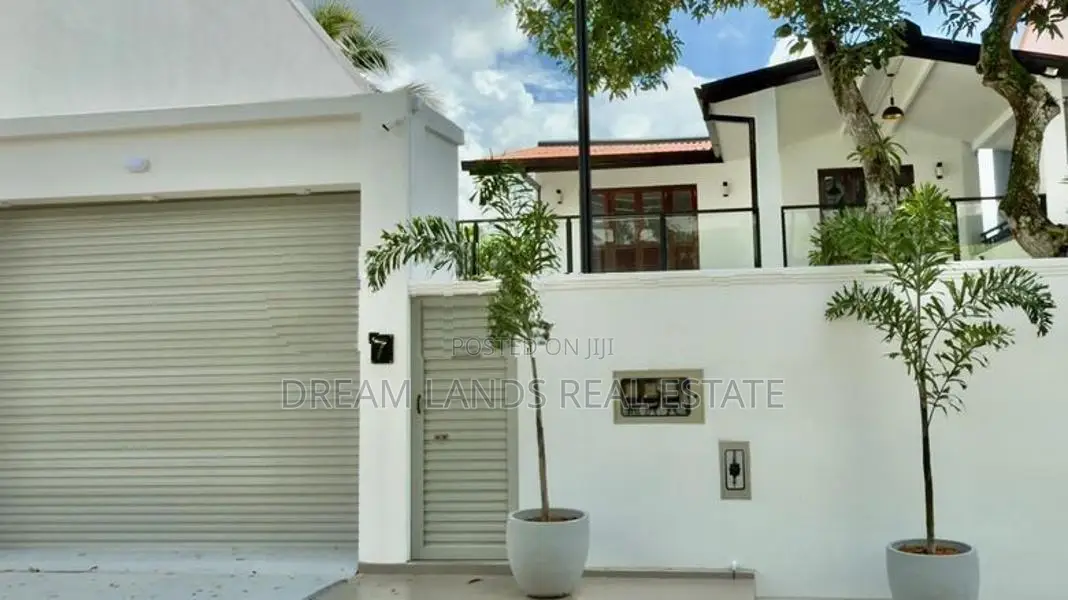 4Bed House for Sale in Pannipitiya (SP839)