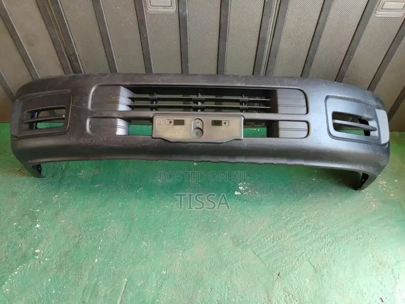 Nissan Caravan E25 Front Bumper