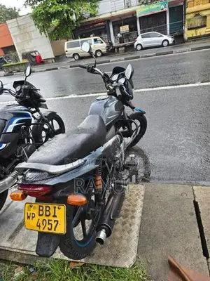 Bajaj Platina 2014
