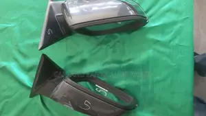 BMW 320D F30 2016 Side Mirror ( L SIDE)