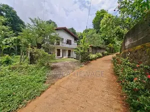 ගම්පහ, මිනුවන්ගොඩ පිහිටි නිවසක් විකිණීමට ඇත. (ID: MNGD001S)