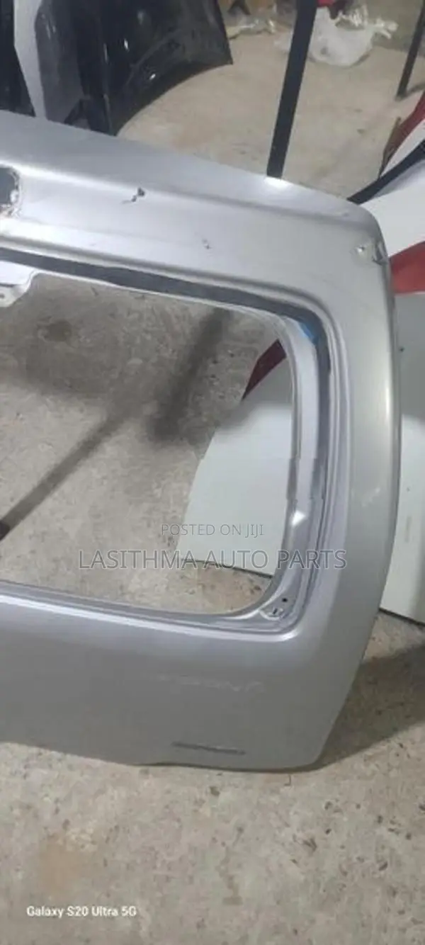 Wagon R 55 Stringray Dicky Door