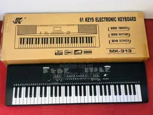 KEYBOARDS / ORGANS BRAND NEW