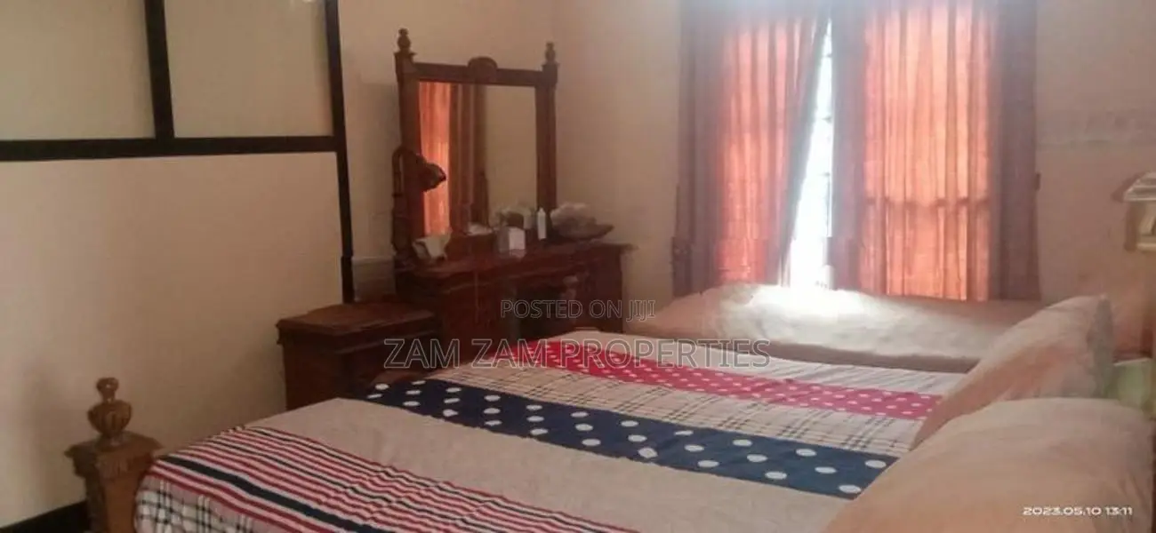 House for Sale in Kollupitiya Colombo 03