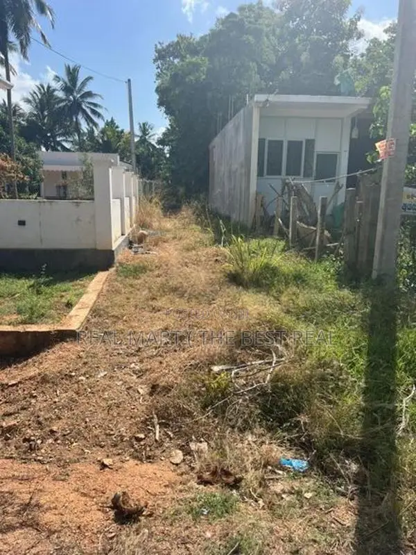 Mahawa : 80 perches Land for Sale at Nagollagama road