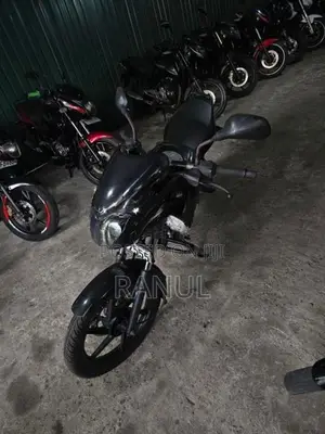 Bajaj Pulsar 150 2015