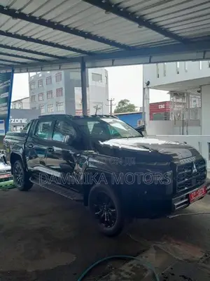 Mitsubishi Triton GSR athlete 2025