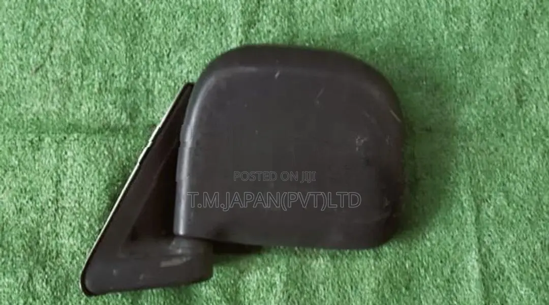 TOYOTA HIACE LH103 SIDE MIRROR