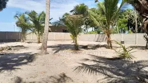 HHL1014 - Land for Sale in Thannamunai
