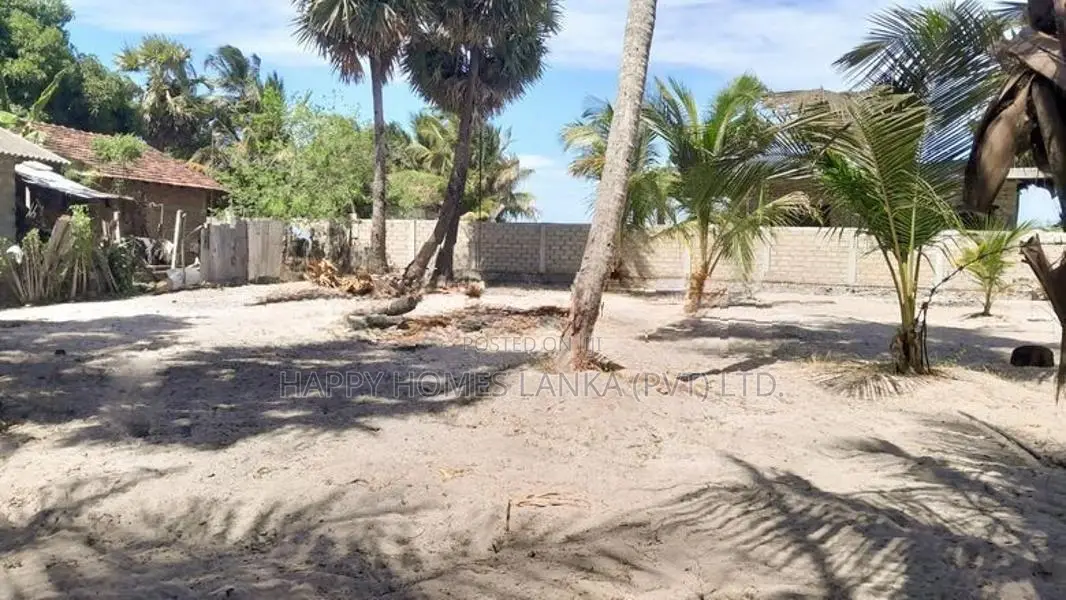 HHL1014 - Land for Sale in Thannamunai