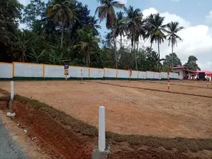 Lands For Sale In Meegoda - Wataraka