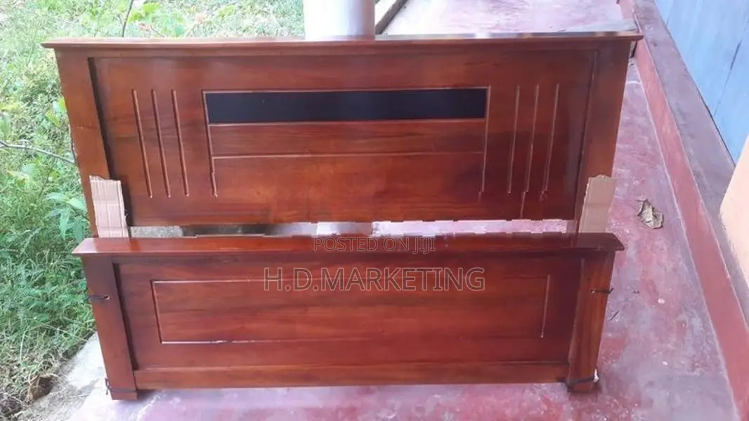 6*3 - 72*36 Teak Wood Box Bed