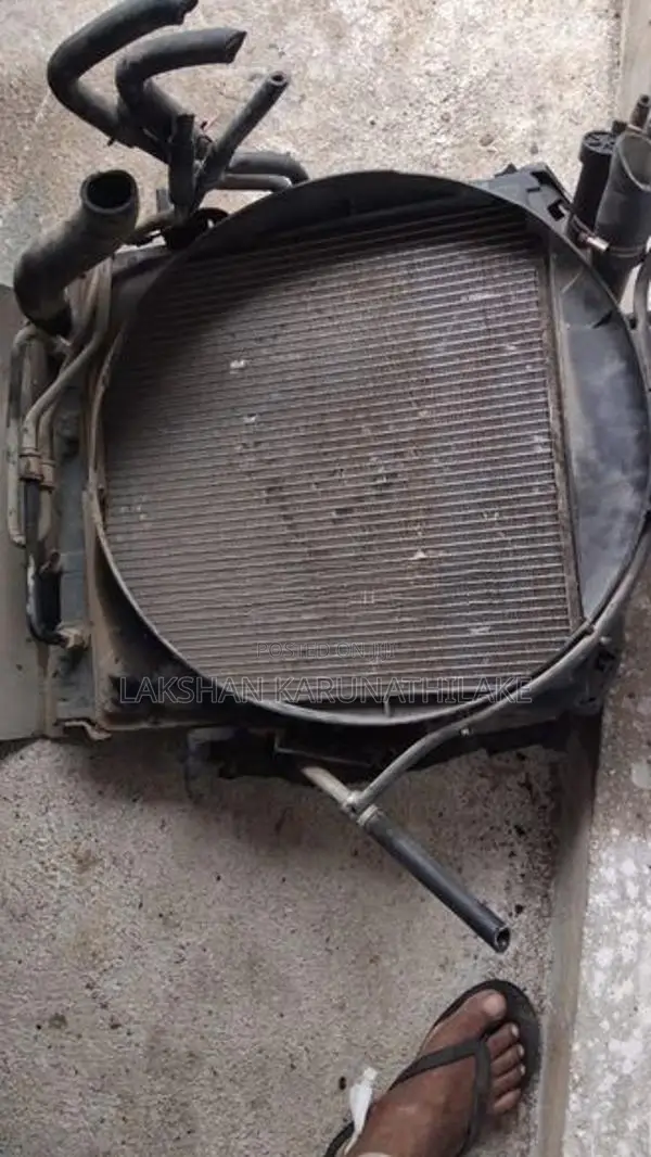 Nissan Vanette Radiator Complete Set R2 RF
