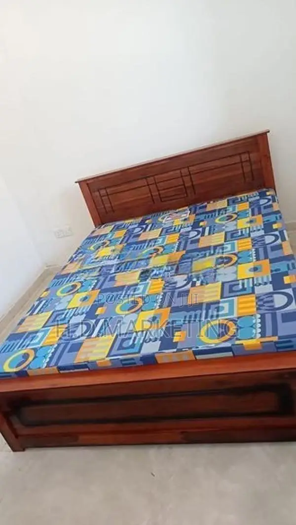 72*60 Queen Size Box Bed and Double Layer Mattress