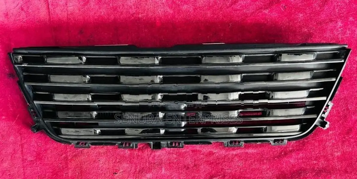 Suzuki Spacia Custome MK53S Rediator Grille