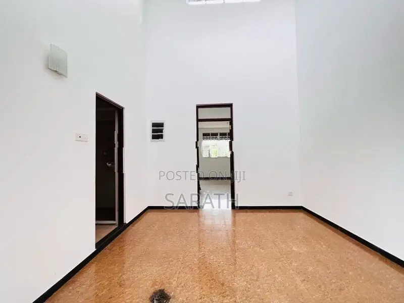 9 P With Super House For Sale Talawatugoda