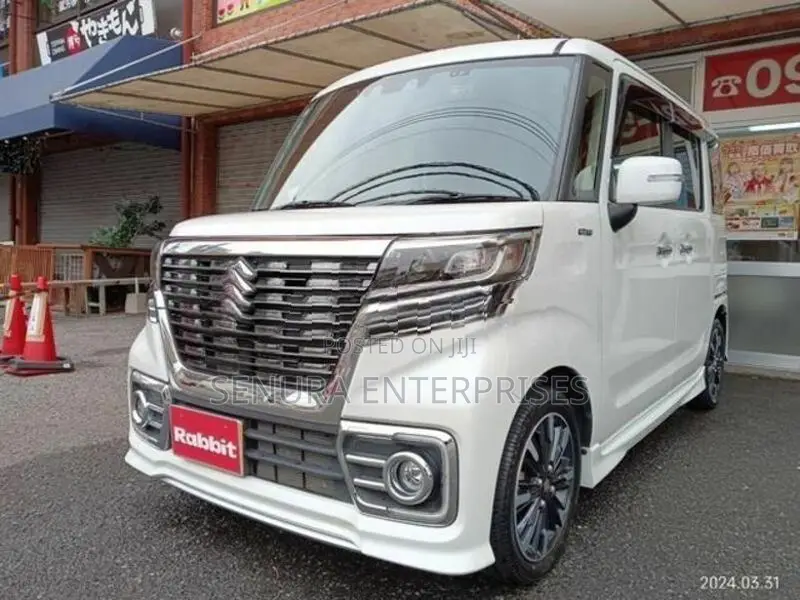 Suzuki Spacia Custome MK53S Rediator Grille