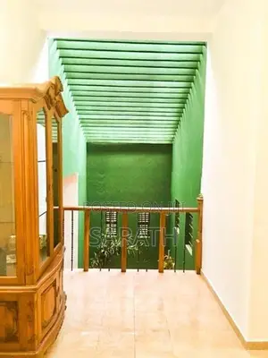 Modern Spacious Luxury House In Talawatugoda