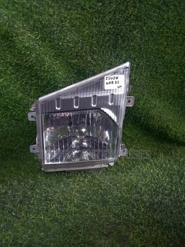 Isuzu Elf NKR85 Head Light Rh