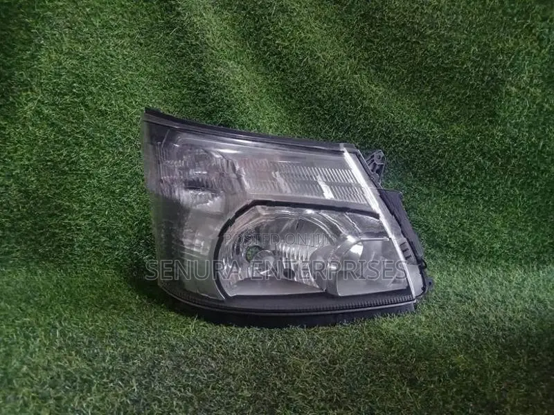 Hino Dutro Xzu720 M Head Light Rh