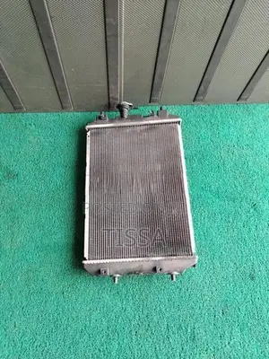 Toyota Passo KGC30 Radiator