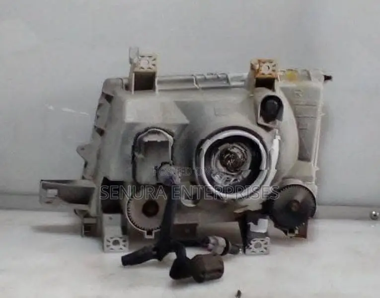 Mitsubishi Canter FBA20 Head Light LH