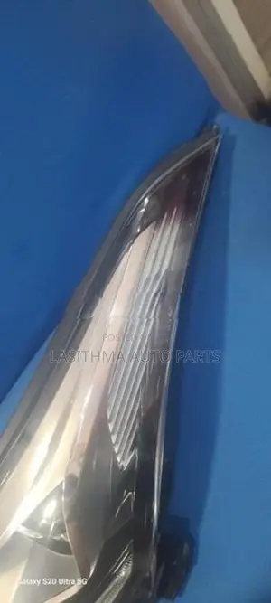 CHR (111) Head Lamp