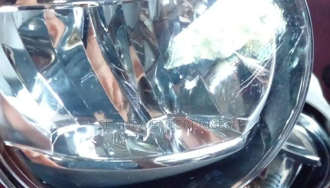 Toyota Voxy Zwr80G Fog Light Rh