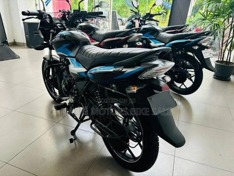 Bajaj Discover 125 2025
