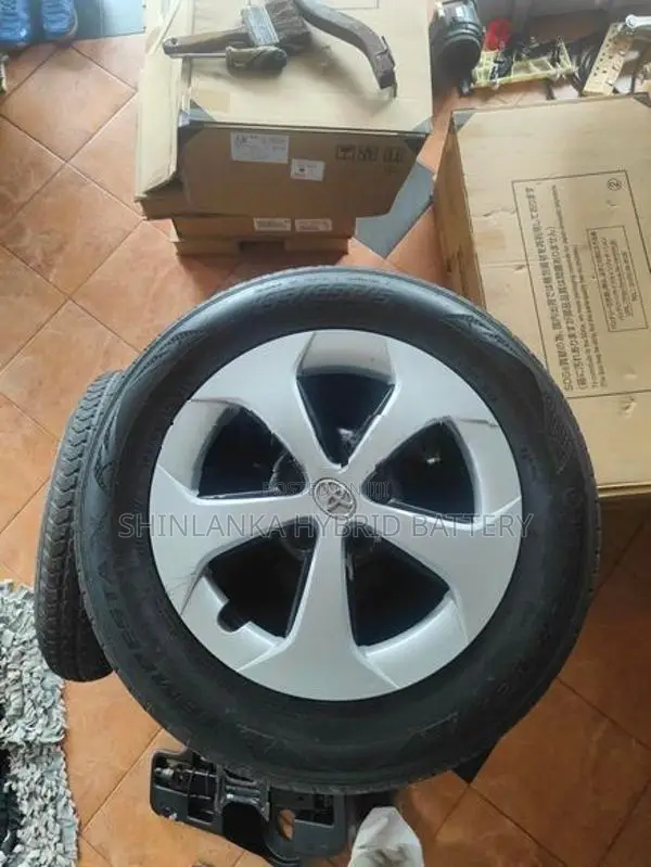 Toyota prius 15" alloy wheels