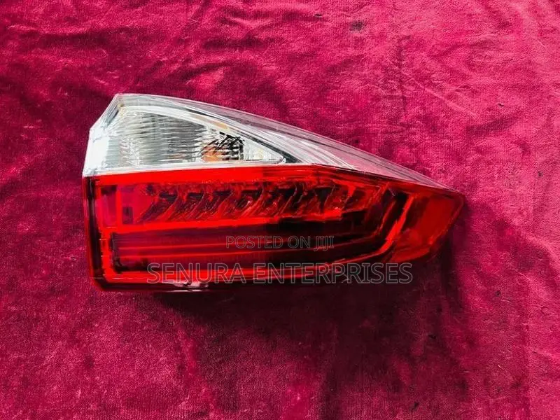 Honda Grace Gm4 Tail Light R/h