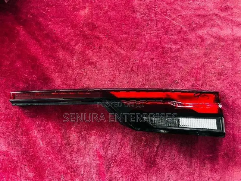 Nissan Note Aura Fe13 Dicky Garnish R/H