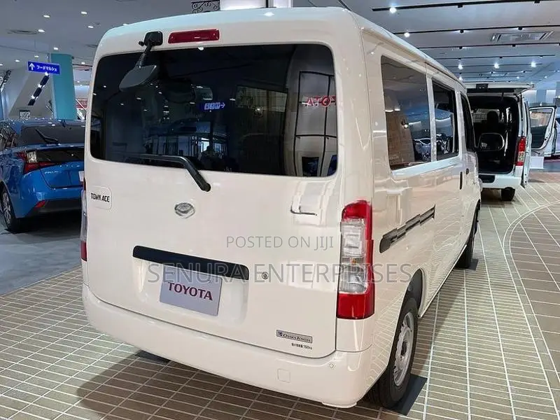 Toyota Townace S403 M Tail Light L/h