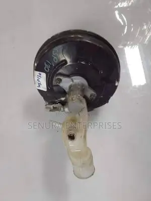 Toyota Vitz KSP130 Brake Booster
